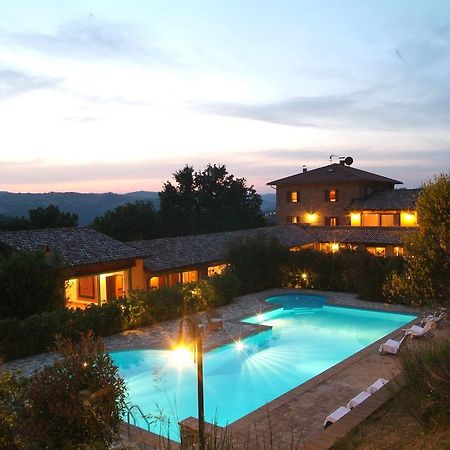 מלון Valfabbrica Le Torracce Agriturismo Olistico מראה חיצוני תמונה