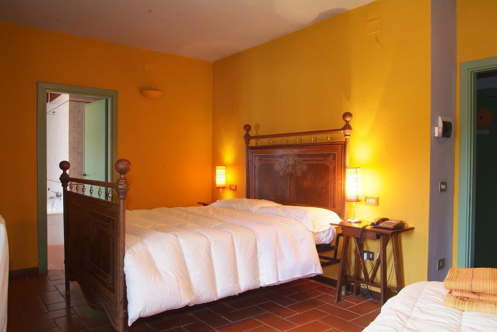 מלון Valfabbrica Le Torracce Agriturismo Olistico מראה חיצוני תמונה