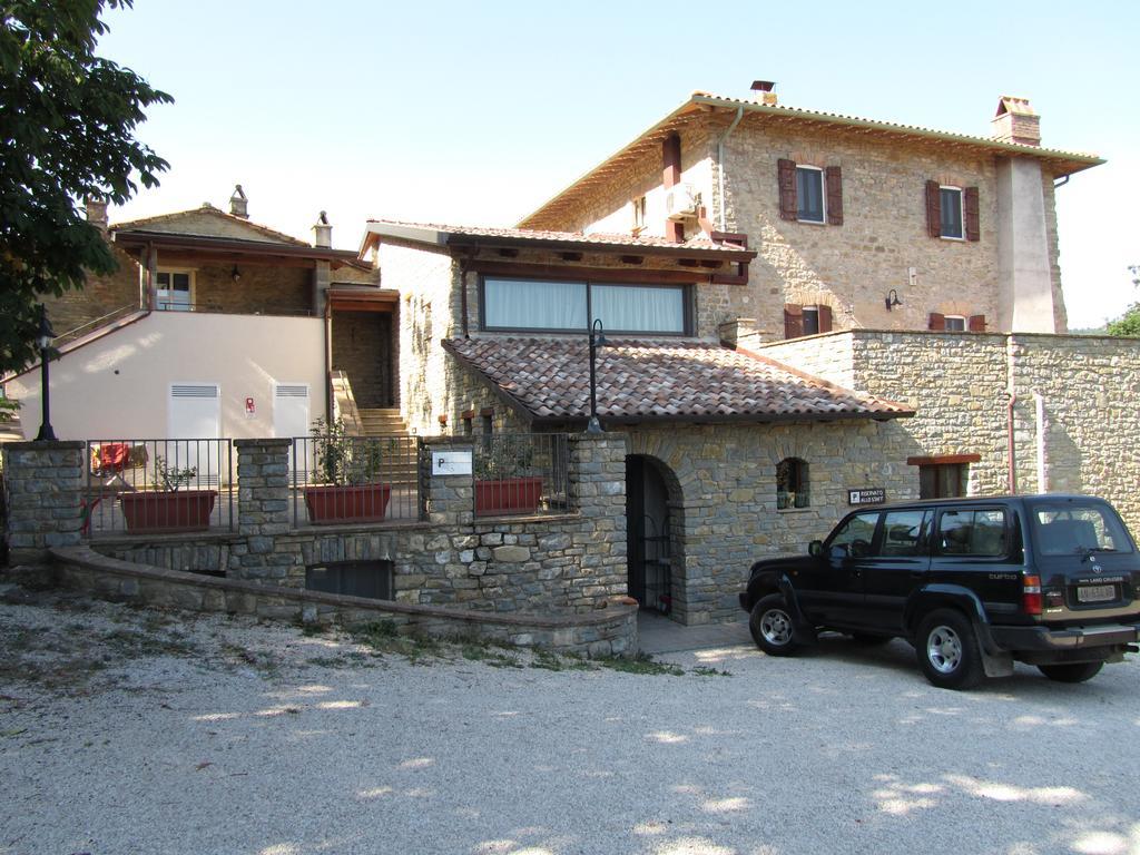 מלון Valfabbrica Le Torracce Agriturismo Olistico מראה חיצוני תמונה